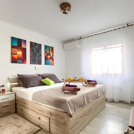 Kety Premantura Apartment Exterior photo